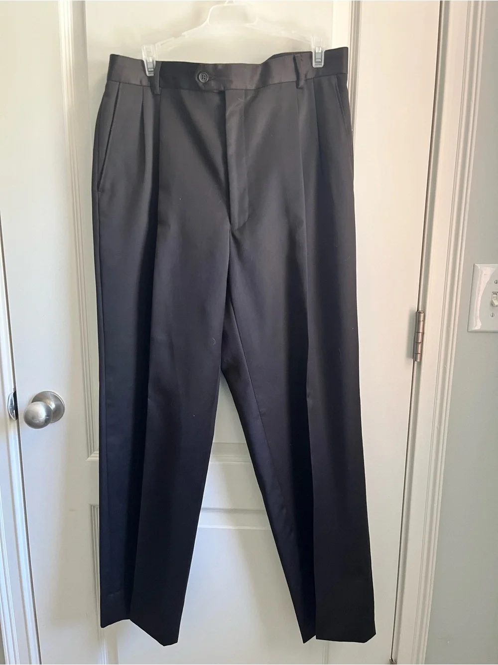 Men's Black Three-Button Two Pieces Suit